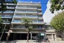 VENTA | RIOJA 2717, 1"A" | Depto 2 dorm. + patio + cochera