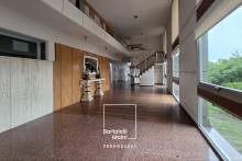 ALQUILER | 1° de Mayo 953 | Piso Excl. 312m2 + cochera